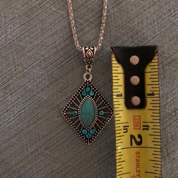 Turquoise Necklace - Picture 3 of 6